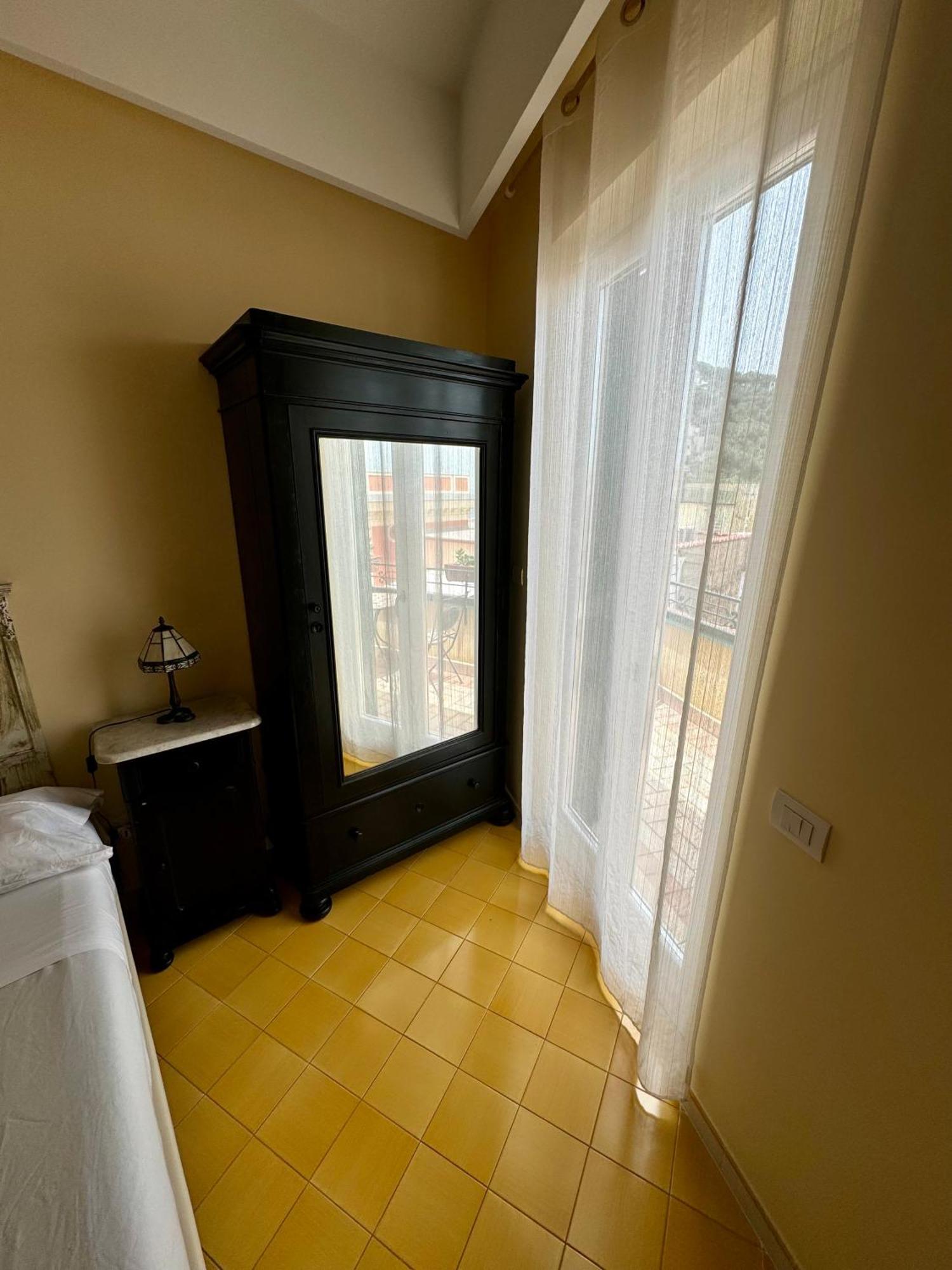 Bed and Breakfast Vesuvio View Вико-Экуенсе Экстерьер фото