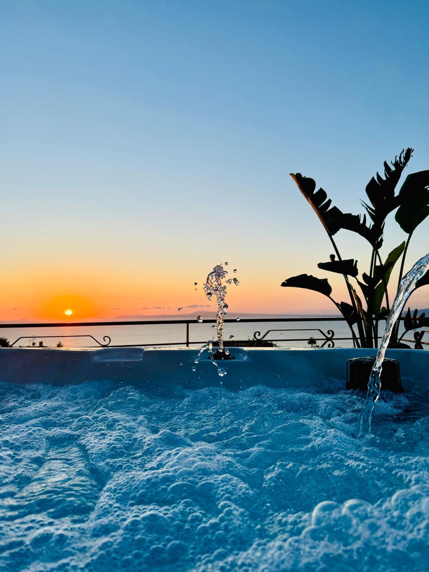 Bed and Breakfast Vesuvio View Вико-Экуенсе Экстерьер фото