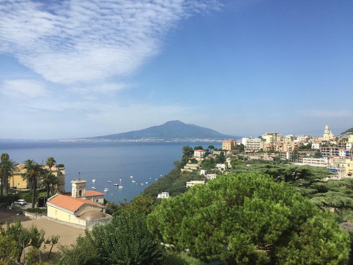 Bed and Breakfast Vesuvio View Вико-Экуенсе Экстерьер фото
