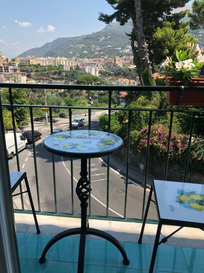 Bed and Breakfast Vesuvio View Вико-Экуенсе Экстерьер фото